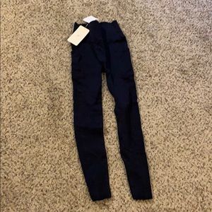 Fabletics High-waisted Sculpknit pocket legging